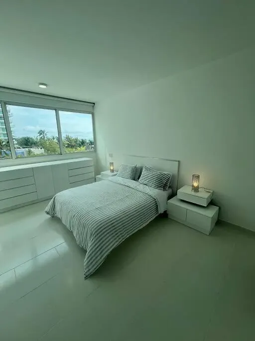 Beachfront Luxury Condo Cartagena 0*,  Kolombiya